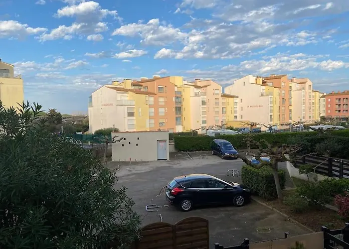 Renove 200 M De La Avec Parking Prive Апартаменты Агд